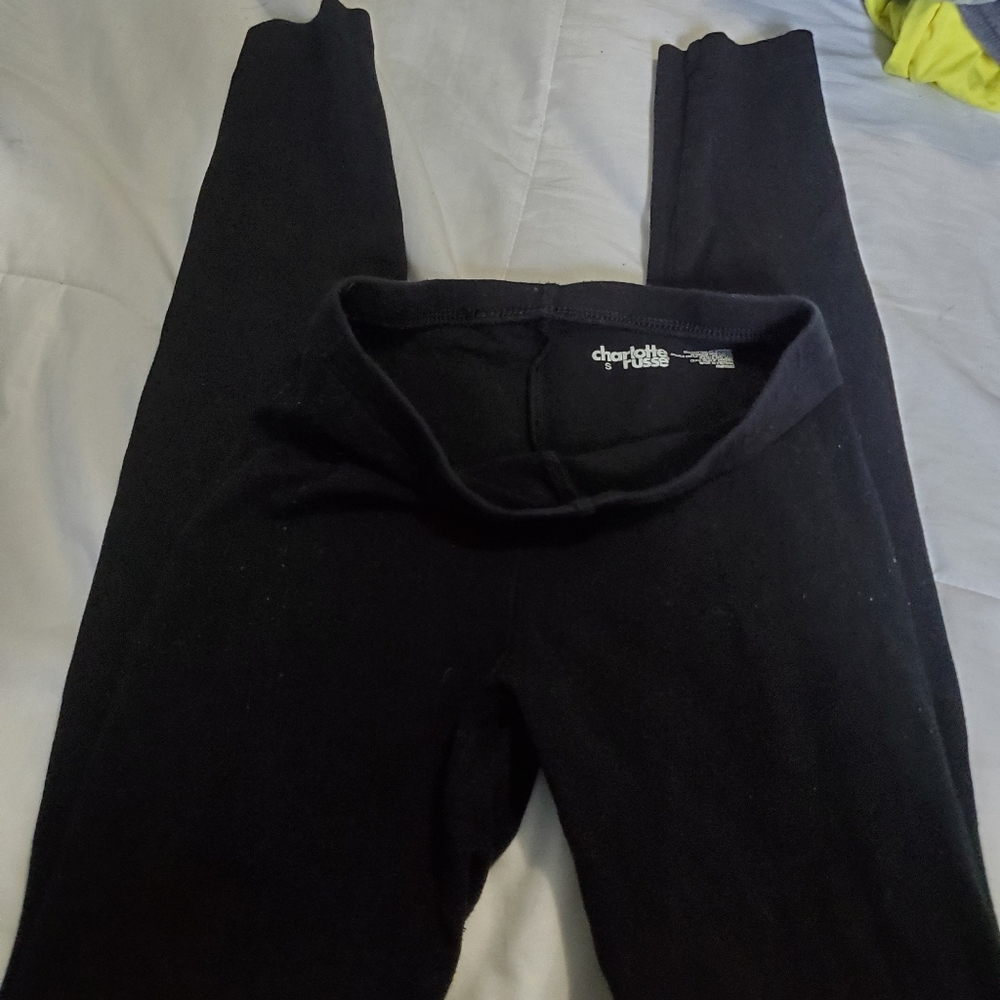 Black leggings